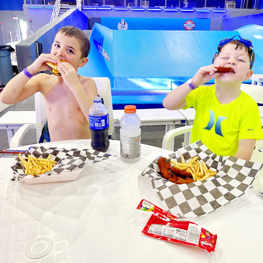 kids with food